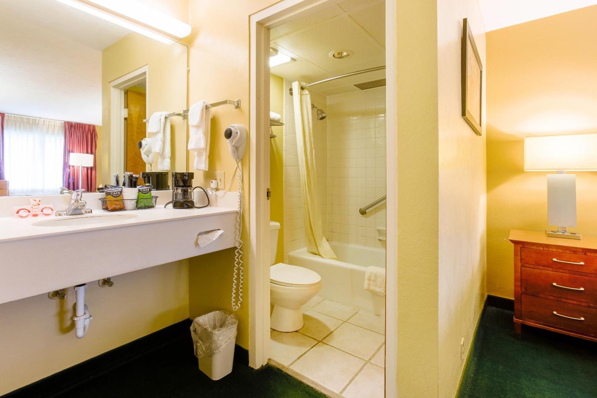 Oyo Hotel Lebanon Mo I-44 Dış mekan fotoğraf